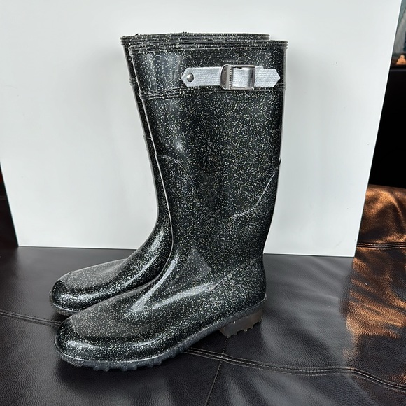 2 for $40💖 Women’s Size 41 Silver Grey Rubber Rain Boots (fits Size 9.5 to 10) - Picture 8 of 8